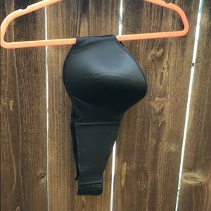 strapless bra
